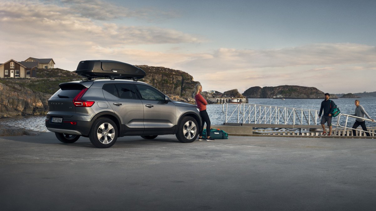 rovesouthafrica's tweet photo. When you want to travel fully equipped and leave nothing behind, Thule Force XT is the perfect companion. This roof box will safely carry all of your luggage, outdoor gear, and bulky loads wherever your travels lead. | https://t.co/Sns9sF69Xy
#bringyourlife #RoveSA #thuleforcext https://t.co/kbPh59BPDE