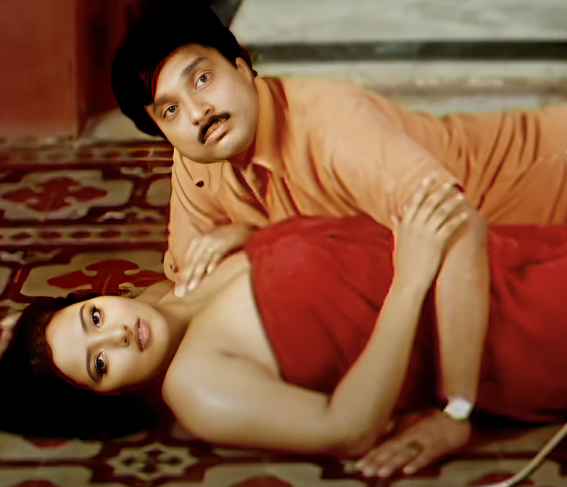 CiniMiniMovies's tweet photo. Mumtaj #Hot Intro Scene From #AzhaganaNaatkal
🔗👉 https://t.co/TLRRR31b4x
#Navarasanayagan #Karthik #CiniMini https://t.co/p4RlIss2ry