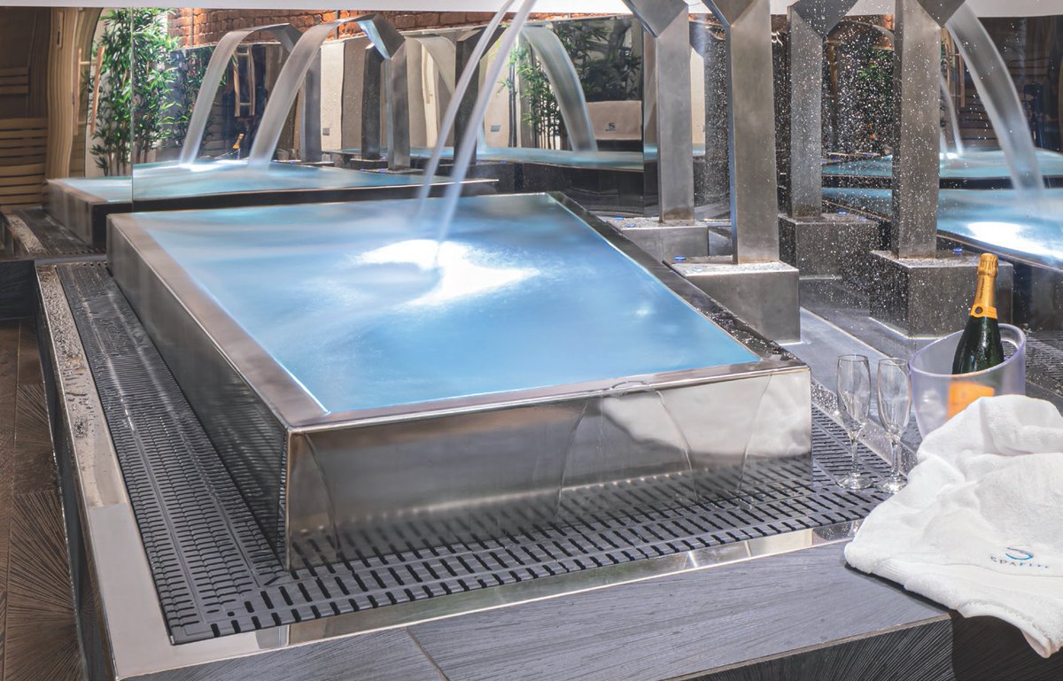 *SLEEK DESIGN FOR STEEL SPA SOLUTIONS*
poolandspascene.com/hot-tubs-spas/… 

#poolandspascene #hottubandswimspascene #hottub #Spa #SpaRetailer #waterleisurebusiness #wellness #hydrotherapy #StainlessSteelSpa #SpaFlo #LuxurySpa #Wellbeing <a href="/poolandspascene/">pool_and_spa_scene</a> <a href="/spafloltd/">SpaFlo Ltd</a>