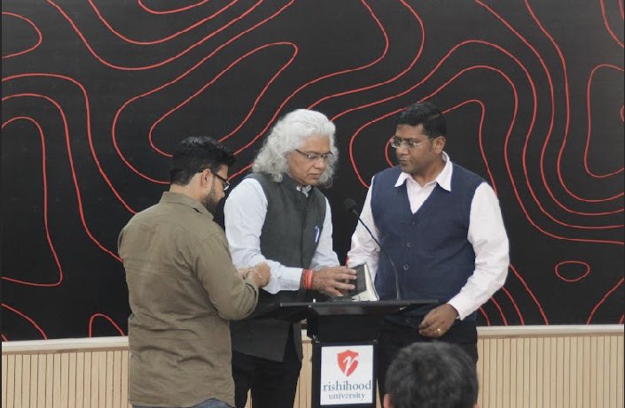 gchikermane's tweet photo. Had two intense book conversations with @RishihoodUni students and faculty.
The first—with @devdip—on #ReadingSriAurobindo’s politics, philosophy and spirituality.
The second, on #ReformNation and economic policy. https://t.co/3wrKNU29Lr