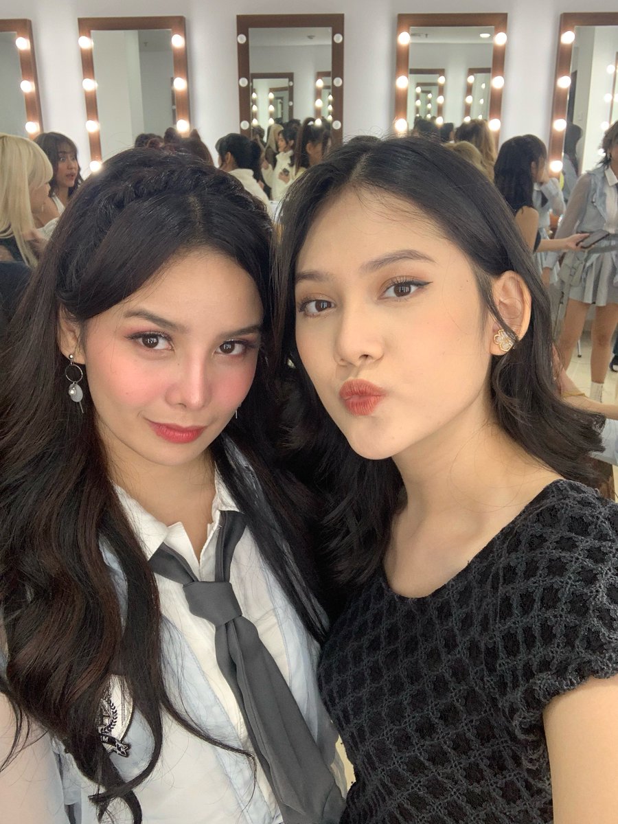 yessicatmra's tweet photo. 😚 https://t.co/uXxeKBFsP1