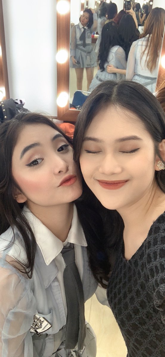 yessicatmra's tweet photo. 😚 https://t.co/uXxeKBFsP1