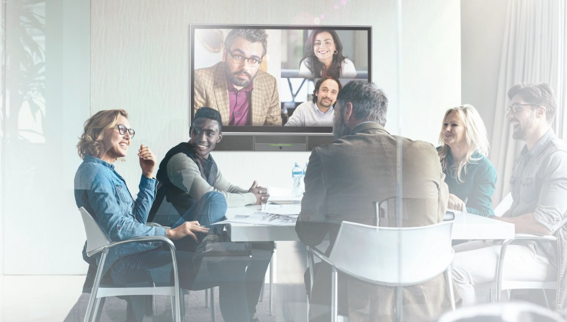 #HybridWorking. Different schedules, spaces and a dispersed workforce. A more dynamic work experience.

#Crestron is developing solutions that seamlessly connect people to the right spaces... for a workplace that works. For everyone.

👉tig.eu/l/zwkuzw