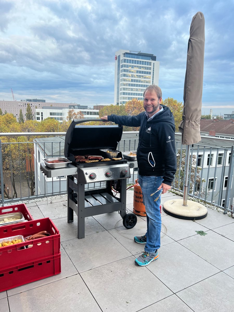 ETECTURE tweet media