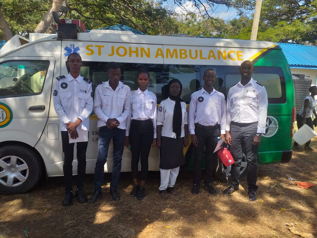 ST_JOHNMOMBASA's tweet photo. St John Ambulance🚑🚨 volunteers providing emergency coverage at ongoing Mombasa International Agricultural Society of Kenya (ASK) show grounds in Mkomani, Nyali.
#lifelongfirstaid
#safetyfirst🚑 https://t.co/BWVdjw7Mzb