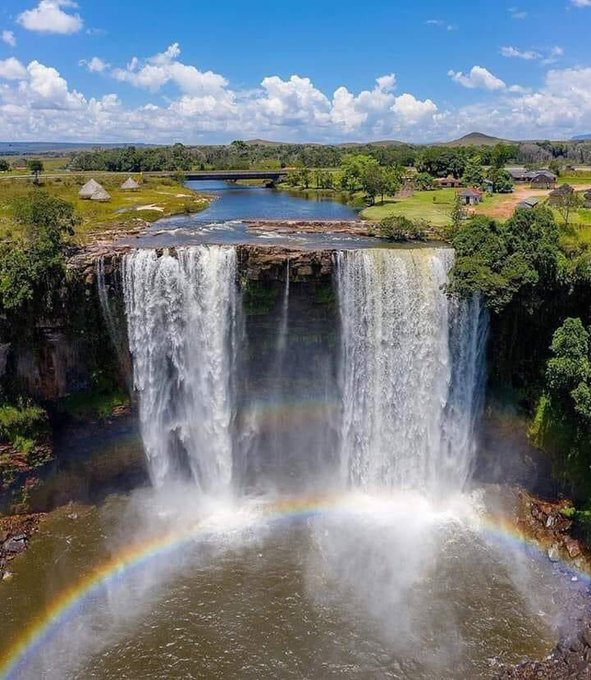 Nataenlared's tweet photo. Buenos dias ☕️
con muchas 
Bendiciones
Bendiciones y mas 
Bendiciones

Mundo 🌐
☘️𝑴𝒊𝒔 𝑷𝒆𝒓𝒔𝒐𝒏𝒂𝒔 𝒇𝒂𝒗𝒐𝒓𝒊𝒕𝒂𝒔  ☘️

❤️🇻🇪Gran Sabana Parque Nacional CANAIMA - Edo Bolívar https://t.co/jSeJxVCigh