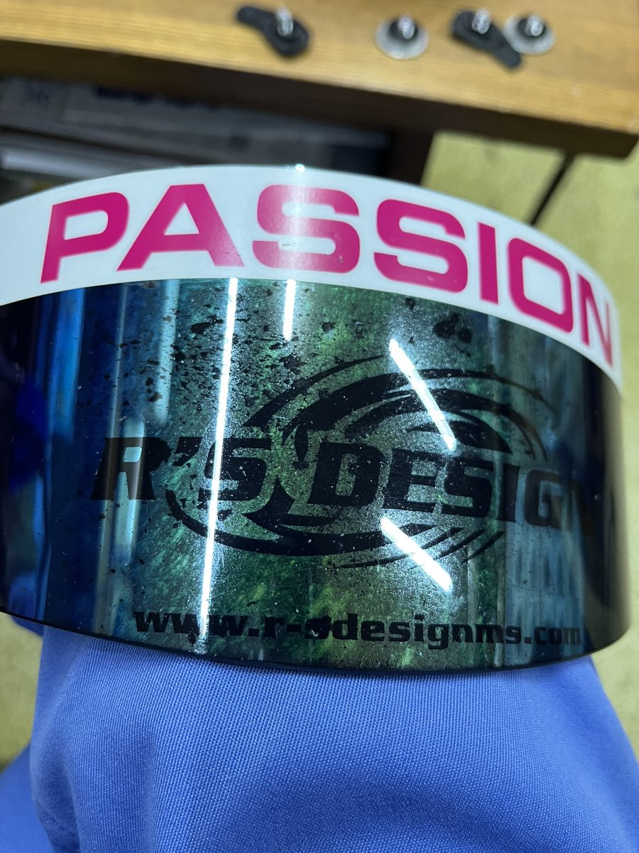 kosuke_h26's tweet photo. そろそろこれは変えないとなー
気に入ってるけど

#gaze
#rsdesign https://t.co/uDeMFMFJO6
