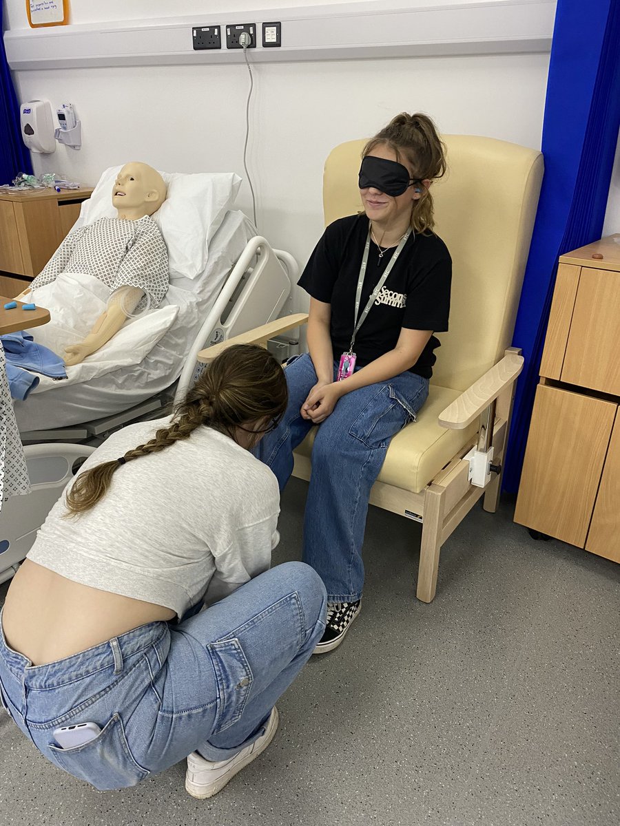 sarhar83's tweet photo. Welcome to our new T Level students we had a great few days inducting you into working in health care and visiting you on placement. @SomersetFT @somNHS_LD @theyrfairycakes @SandraWebbRN @DanH_LandD @BTC_Health @TLevels_govuk @YDHAcademy https://t.co/eg7QYB6KVF