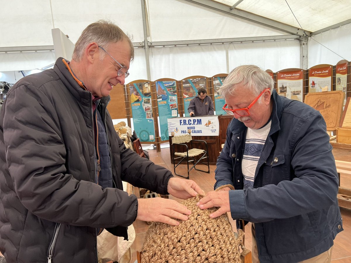 FredericDevos_'s tweet photo. Avec @RaphaelChombart, nous étions ce matin à l’événement « Bienvenue à bord » organisé à Dunkerque en marge des assises de l’économie et de la mer. 

Bon week-end de rencontres à tous les exposants et merci à La Bouée Bleue qui régalera encore une fois les participants ! https://t.co/LX52HYeGb7