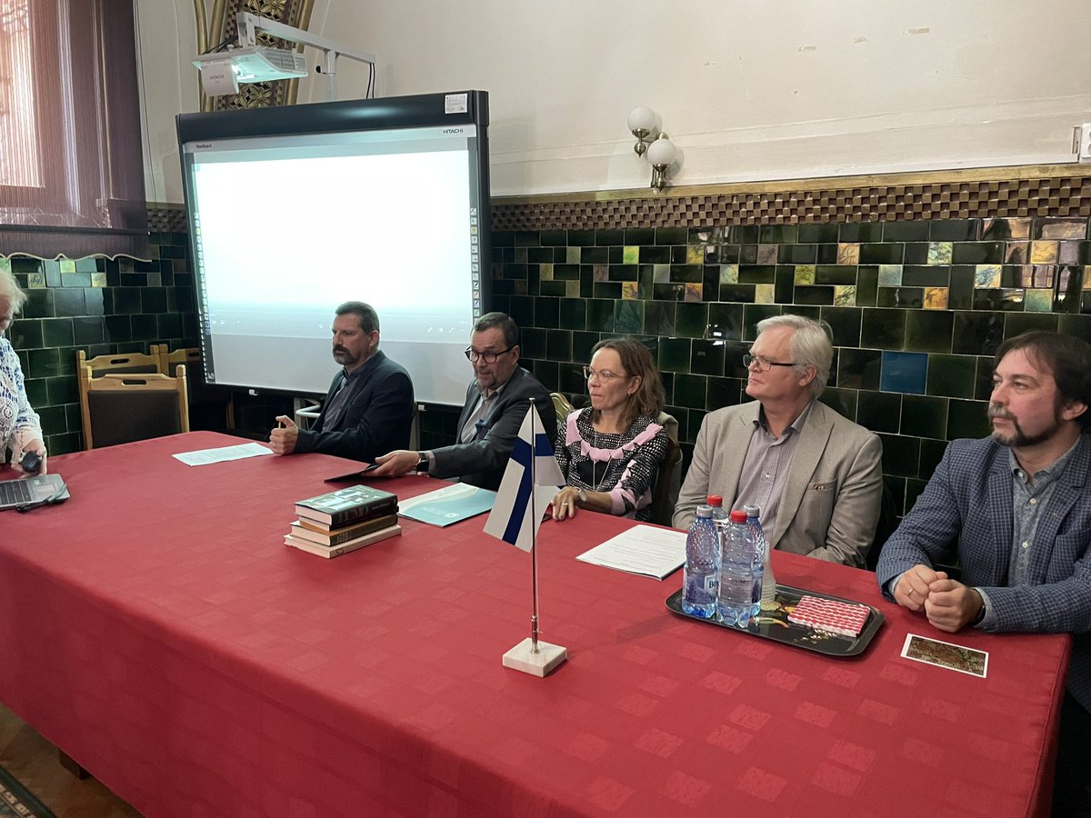 balint_marko's tweet photo. Celebrating 30 yrs of Finnish language and literature studies and the start of a new Finnish MA programme in the presence of Her Exellence Marjut Akola @FinnishEmbRo Romanian-Finnish relationships are strong and important @UnivBabesBolyai #excellence #multiculturality https://t.co/ARBKsmPTgG