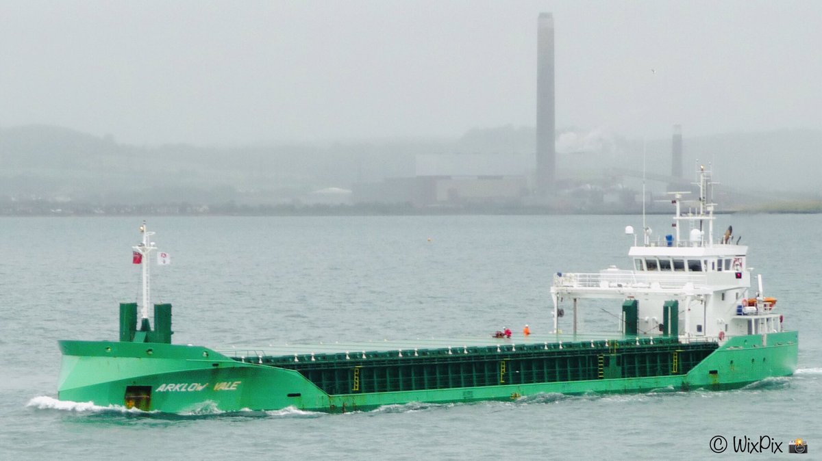 WixpixRob's tweet photo. An Arklow a day, keeps the doctor away..
Isn’t that the saying 🤔🤷♂️ @Cheoinin 😉
#ThrowbackFriday offering of @ArklowShipping #ArklowVALE inbound to @BelfastHarbour way back in July 2020
📸WixPix@Sea https://t.co/aKhBOnhRrH
