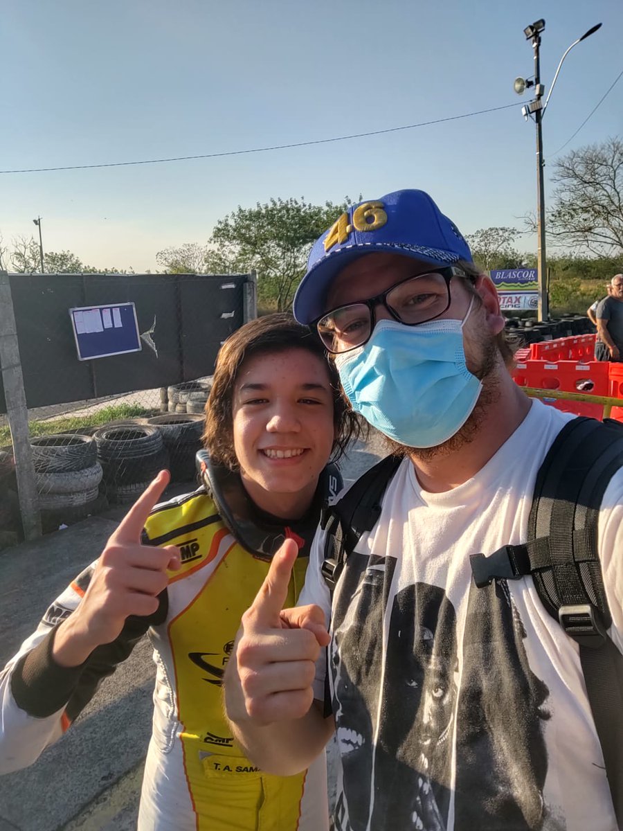normexf1's tweet photo. No tengo muchas fotos decentes con @Alesama46 pero elegí las que más felicidad me transmiten, cada una justo después de ganar uno de tus 6 campeonatos locales.

Feliz cumple crack!! Celebro tus éxitos y me emociona poder vivirlos contigo.

VAMOS POR MÁS 💪🏼🏆🏁 https://t.co/3Sj3drInxU
