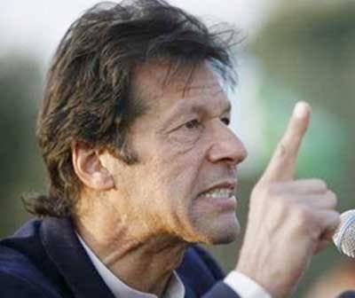 Angry Very angry Very Very Angry Imran Khan presser in half an hour.“What do you expect from the man who nearly got killed just 24 hours ago”,his confidant said. "Khan Sb raged at this stupid video confession". IK ordered CM Punjab to get FIR registered against all 3 suspects