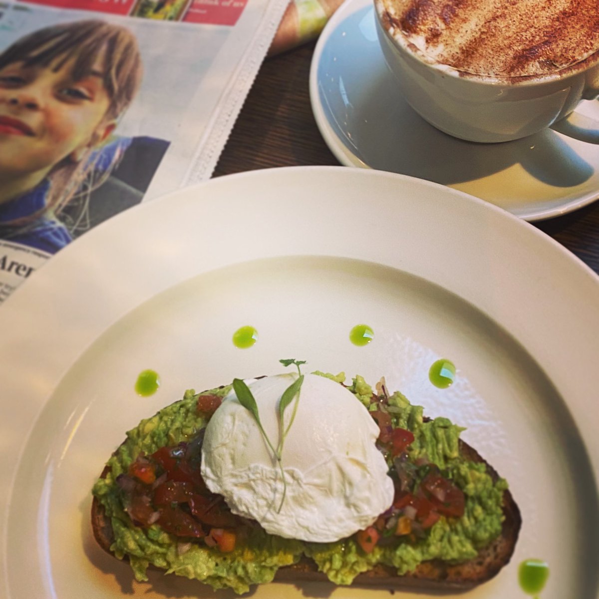 BREAKFAST

<a href="/CacklebeanEggs/">Cackleberry Farm</a> , avocado, sourdough, <a href="/MonsoonEstates/">Monsoon Estates Coffee</a> coffee 💚

#Breakfast #eggs #sourdough #avocado #coffee