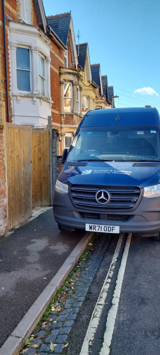 Alexander Budzier tweet media