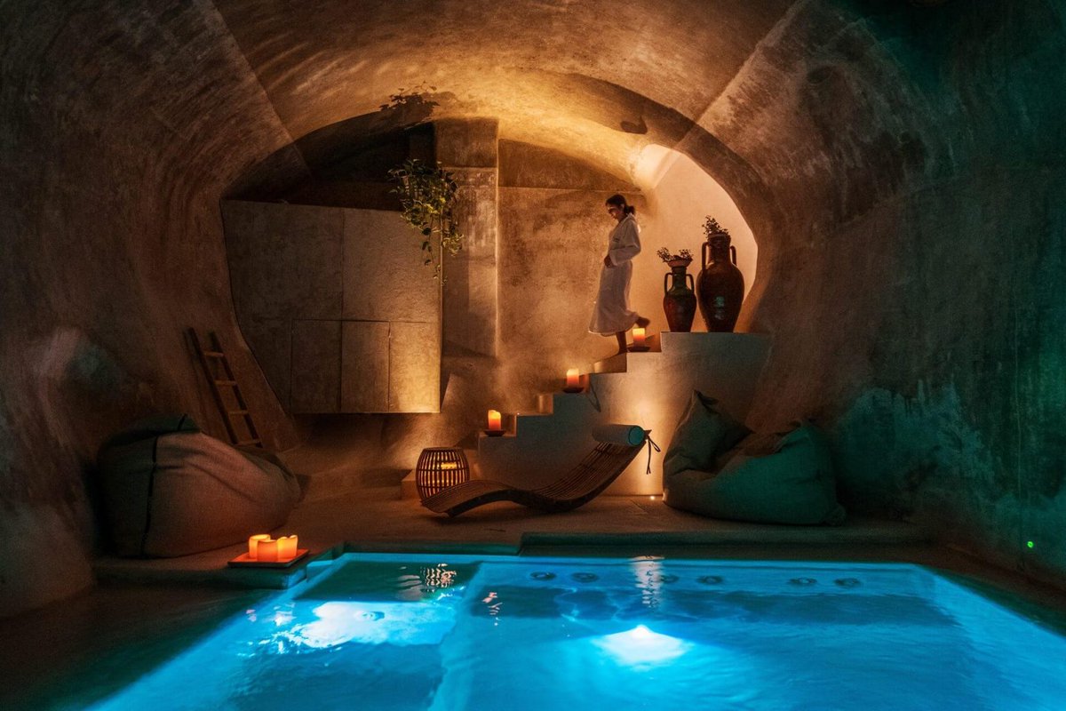 ApuliaPromotion's tweet image. Voglia di relax? 
Vieni a scoprire i nostri pacchetti e promozioni da favola!
Ti aspettiamo nel nostro magico Nohasi Hotel Palace per un'esperienza indimenticabile.