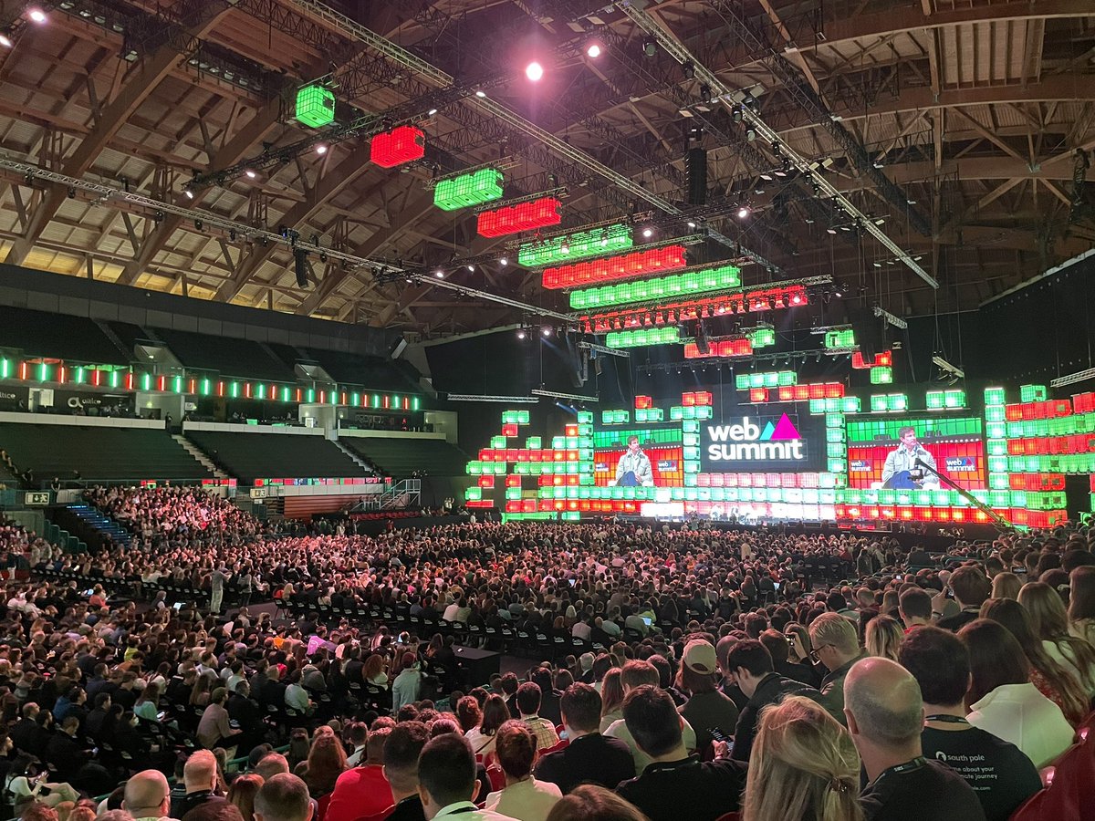 nat_schoe's tweet photo. Kicking off #WebSummit2022 Day 3.  Insights from the last days💡
• #TikTok &amp; #YouTube shorts are taking over #Instagram • Never forget  the power of #creators in the media mix • Big "???" regarding the future of #Twitter • Your Community = Your Competitive Advantage. https://t.co/emJlxEaXOx