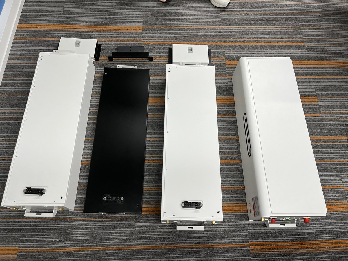 CrystalHua6's tweet photo. Wirentech Newly Developed High Voltage 51.2v 50ah Stacked LiFePo4 Battery Home Energy Storage System with Fire Arrestors.
WhatsApp/Phone: +86 15818541573
Email: crystal@wirentech.com https://t.co/wFqCK1P98W