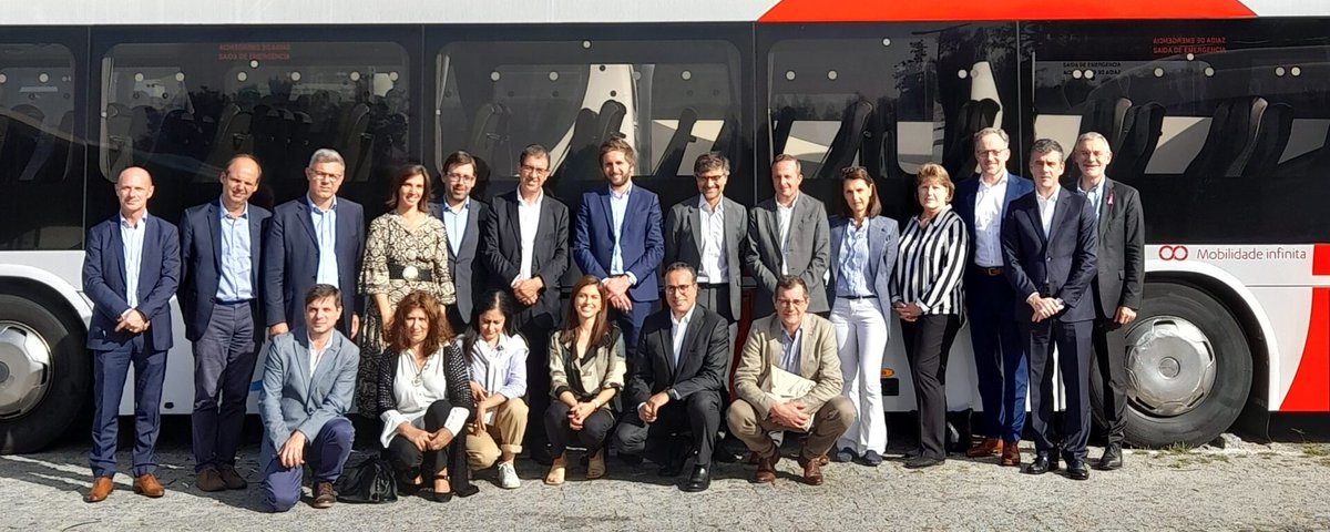 🇵🇹 Last month, the Executive Committee of <a href="/Transdev/">Transdev Group</a> visited the operation in Guimarães in Portugal.
🚌 Find out more🔽 transdev.com/en/event/trans…