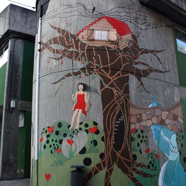 🎨Tres murais que están moi cerca para ver nun momentiño. Todos na contorna da rúa Vila de Negreira
1. "I missed you" de Natalia Rak
2. Sen título de Lidia Cao
3. Mapa
4. "O paraíso de Eva" de Alita