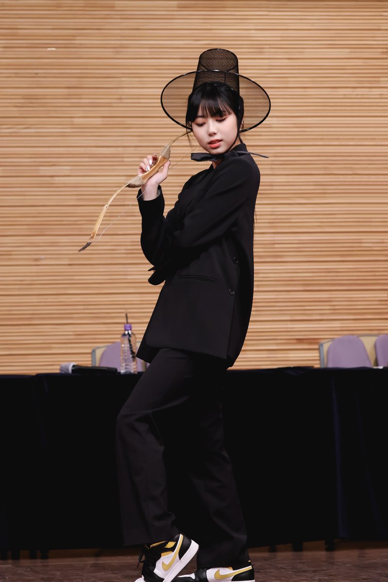 palette_430's tweet photo. 220515

#이레 #Ireh #조서영
#퍼플키스 #PURPLE_KISS https://t.co/FOY6rAveLK