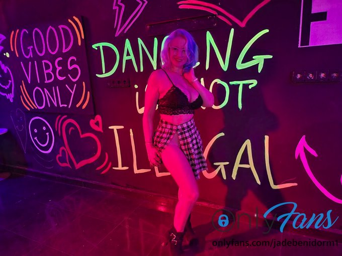 Book me all year round in benidorm,  Massage,  Private dance, show.  or if you fancy a video call or