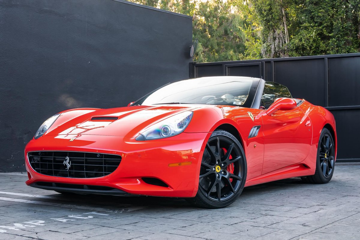 pcarofficial's tweet photo. Now Live on PCARMARKET: 22K-MILE 2012 FERRARI CALIFORNIA
View full listing: https://t.co/ez2Au55BTx
#ferrari #pcarmarket #California #ferraricalifornia #auction #ferrariforsale #ferrariclub https://t.co/4WcM1GoR6B