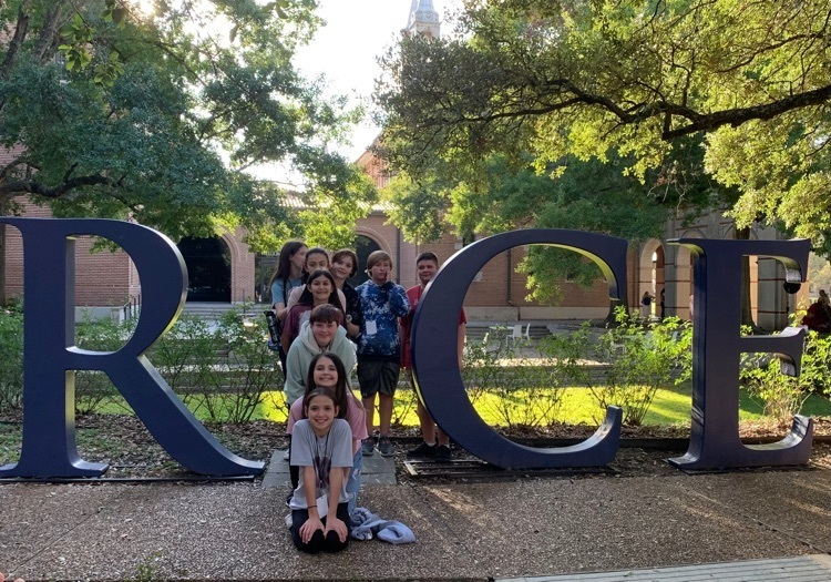 TISDLonghorns's tweet photo. Rice University hosted some outstanding Tarkington Middle School students for their  Rice University Student For a Day event. All  TMS students attending this event scored in the 95th percentile on STAAR the previous year. We are extremely proud of you! https://t.co/xKUCSKZikH