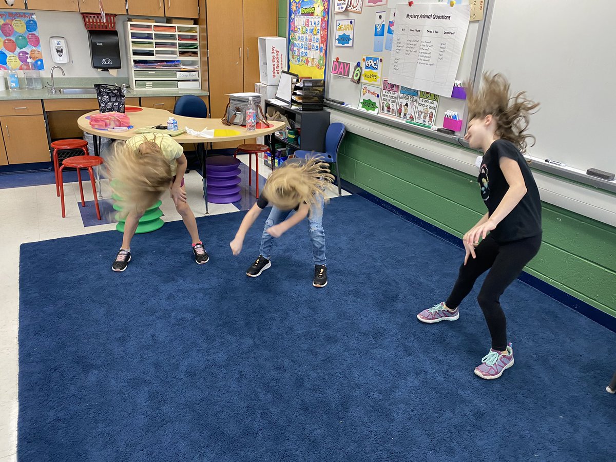 MissETechie's tweet photo. These cutie patootie #leaders saved up their @ClassDojo points to earn a lunch with me! We had a #girlparty and dance off! Check out these cool moves π€©ππ»πΊπΌ https://t.co/gL0wXh7ZMF