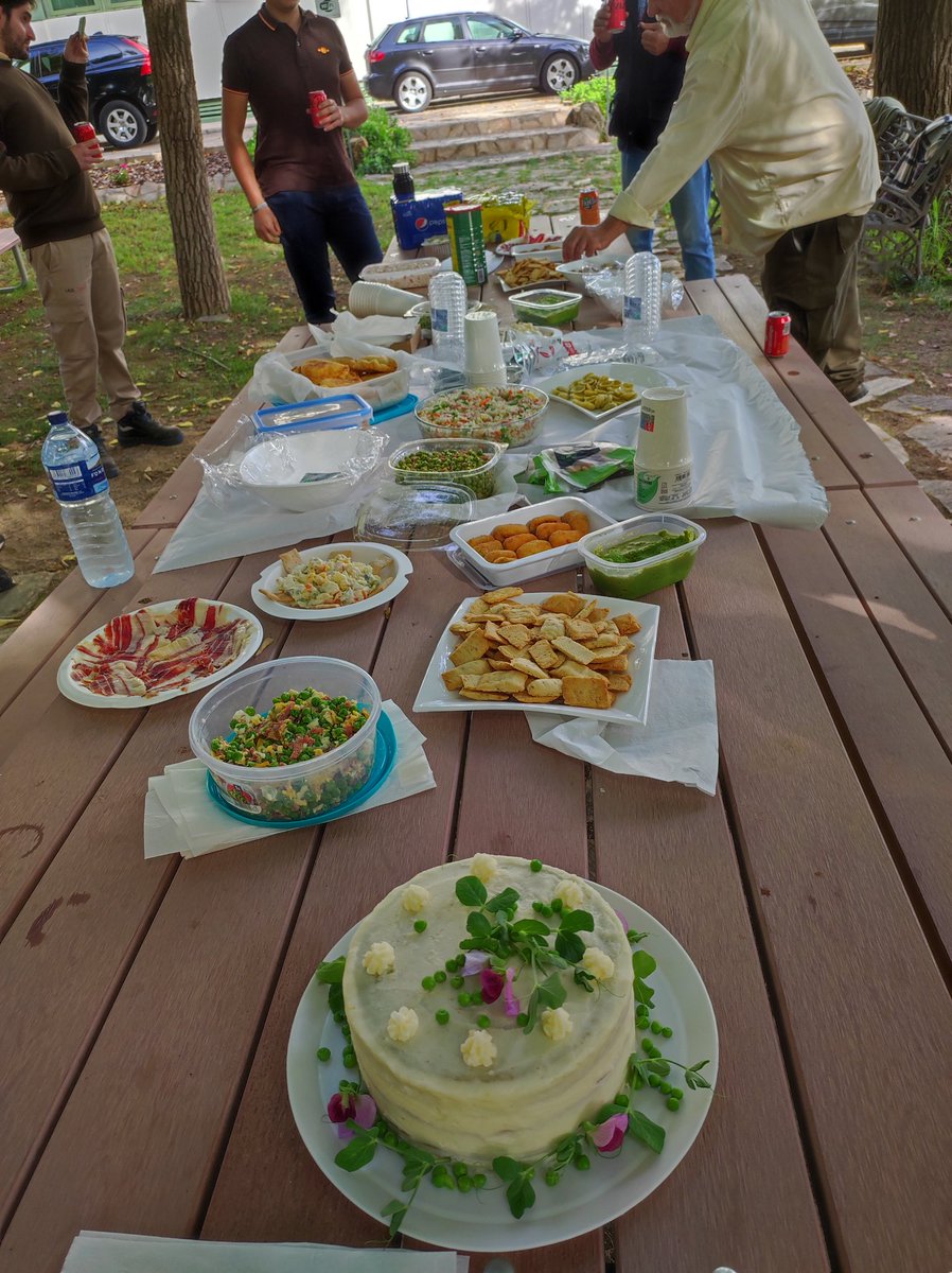 DiegoRubiales_'s tweet photo. #pea cooking party at @PDResistLab @IAS_CSIC . Today we enjoiyed a variety of tasty dishes made with peas

#pulses #legumes #legumbres @GoInpulse @eu_radiant @BiovalueProject https://t.co/HaAJiqLlsH