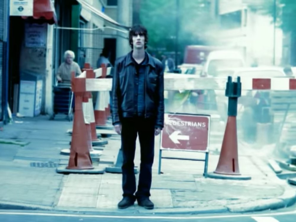 UpIn_SuzesRoom's tweet photo. #Uncool50 ~ 35/50

The Verve - Bitter Sweet Symphony (1997)

🎶 Cause it's a bittersweet symphony, thats life. Tryna make ends meet, you're a slave to money then you die 🎶

https://t.co/zkWQXduIvL https://t.co/gF5S65gUX4