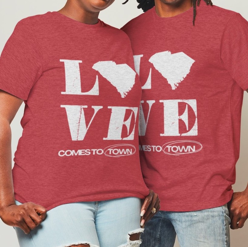 marathonchurch's tweet photo. Where can you get a free t-shirt AND help our community simultaneously? We're so glad you asked! Sign up for Love Week right now and get your free t-shirt this Sunday! 

Visit https://t.co/LjRbtiY6iK to find a service project and get started! https://t.co/ZhkzISDbDi