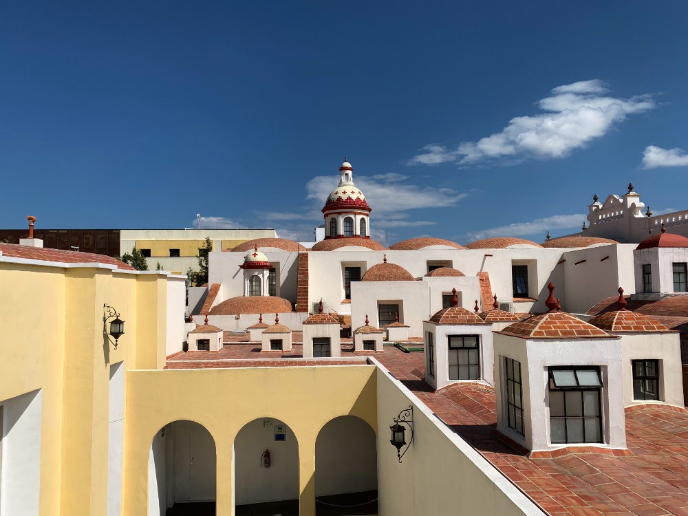 👻 #Palabras: Un refugio lleno de leyendas en San Pedro Tlaquepaque 👉🏽 bit.ly/3WJkXRB

Las leyendas brotan en el Centro Cultural el Refugio, historias que le han dado un sello a este antiguo edificio, donde son contadas mediante representaciones.

📰: <a href="/yayo_EEQH/">Eladio E. Quintero Hernández</a>