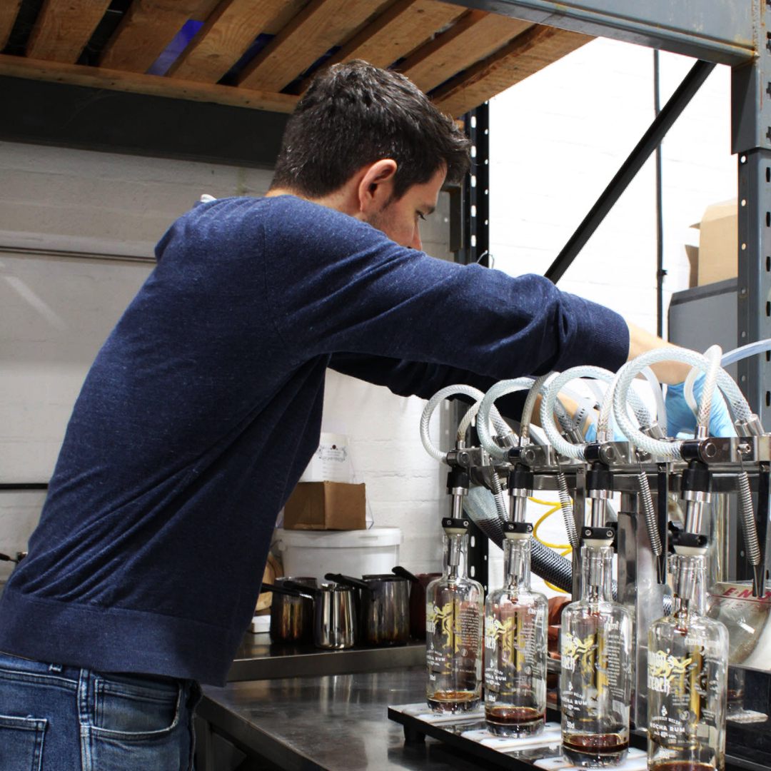 Spirit_of_Wales's tweet photo. It's quarter to weekend and we're all set to bring you delicious drinks this Saturday and Sunday! Our head distiller James has had a busy week getting our curiously Welsh Dragon's Breath Mocha Rum ready for you to sample. https://t.co/VN4lfdYlFO 

#welshrum #dragonsbreath https://t.co/xfprKXdd1I