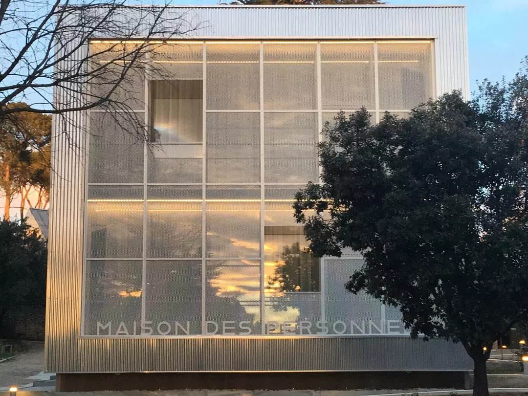 #ARCHICITY &amp; #MOISARCHIOCCITANIE | 12/11 à 10h - Visite avec l'architecte de la Maison des Personnels de l'Université Paul Valéry à #Montpellier. Inscriptions : my.weezevent.com/archicity-la-m… 📸 Patricia Audouy