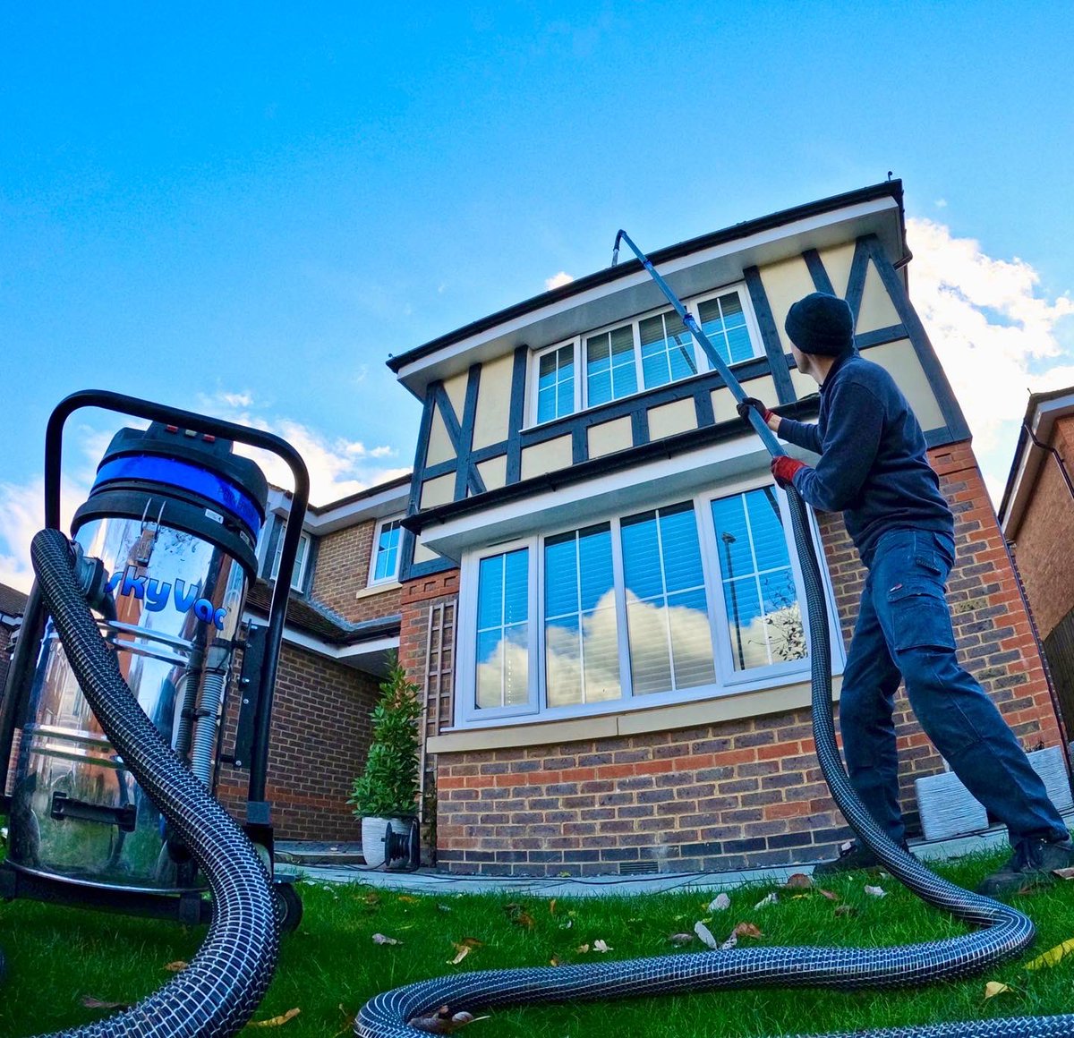 Ashley Mackintosh tweet media