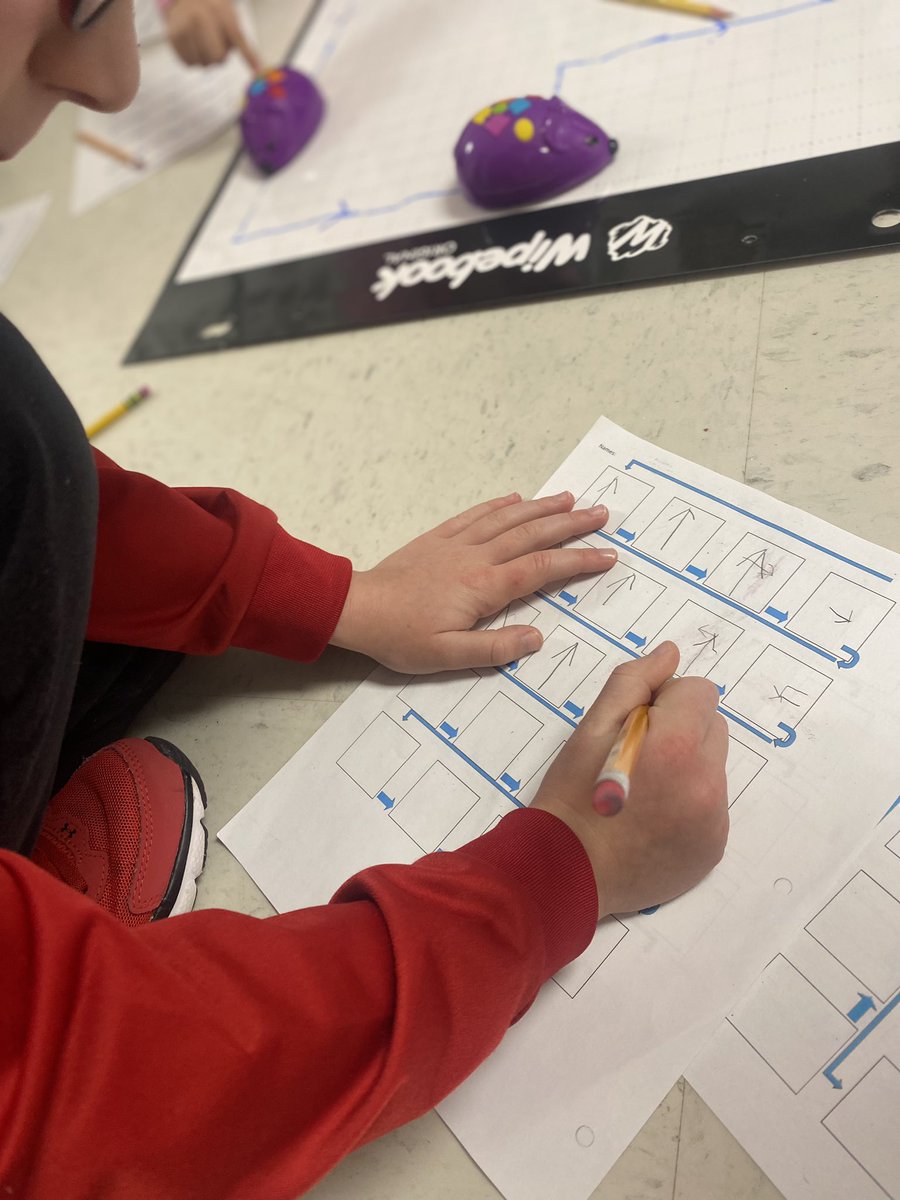 agnesplaypilot's tweet photo. Leveling up our #coding game this week. We were persevering today as the mouse was giving us some challenges to overcome. We worked as a team and problem solved! #playhall @HolyTrinitySD https://t.co/LUktk2EJIY
