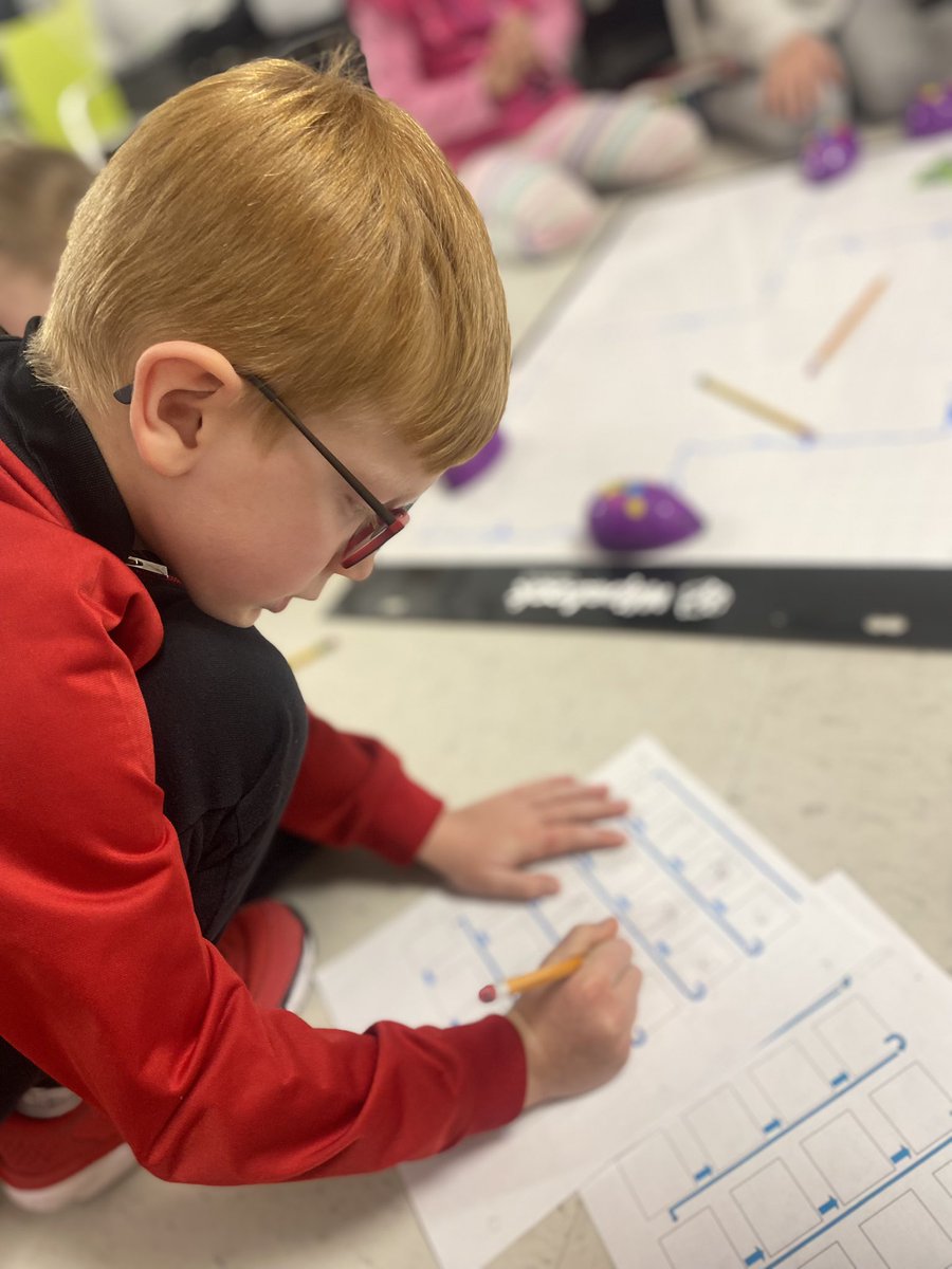 agnesplaypilot's tweet photo. Leveling up our #coding game this week. We were persevering today as the mouse was giving us some challenges to overcome. We worked as a team and problem solved! #playhall @HolyTrinitySD https://t.co/LUktk2EJIY