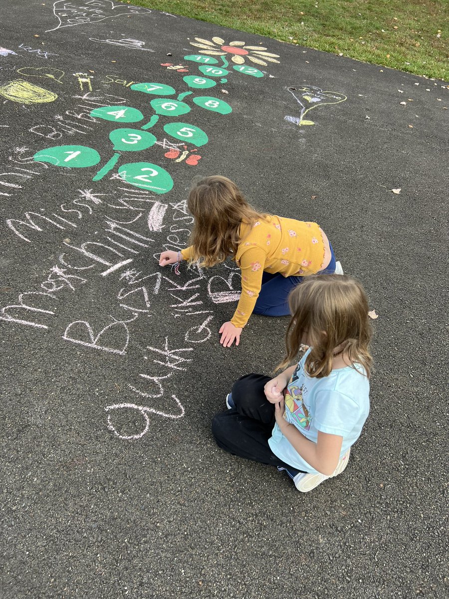 Fundations dictation with chalk outside 🥰 ss had so much fun building and marking words! <a href="/GNElementary/">Gwyn-Nor Elementary</a>