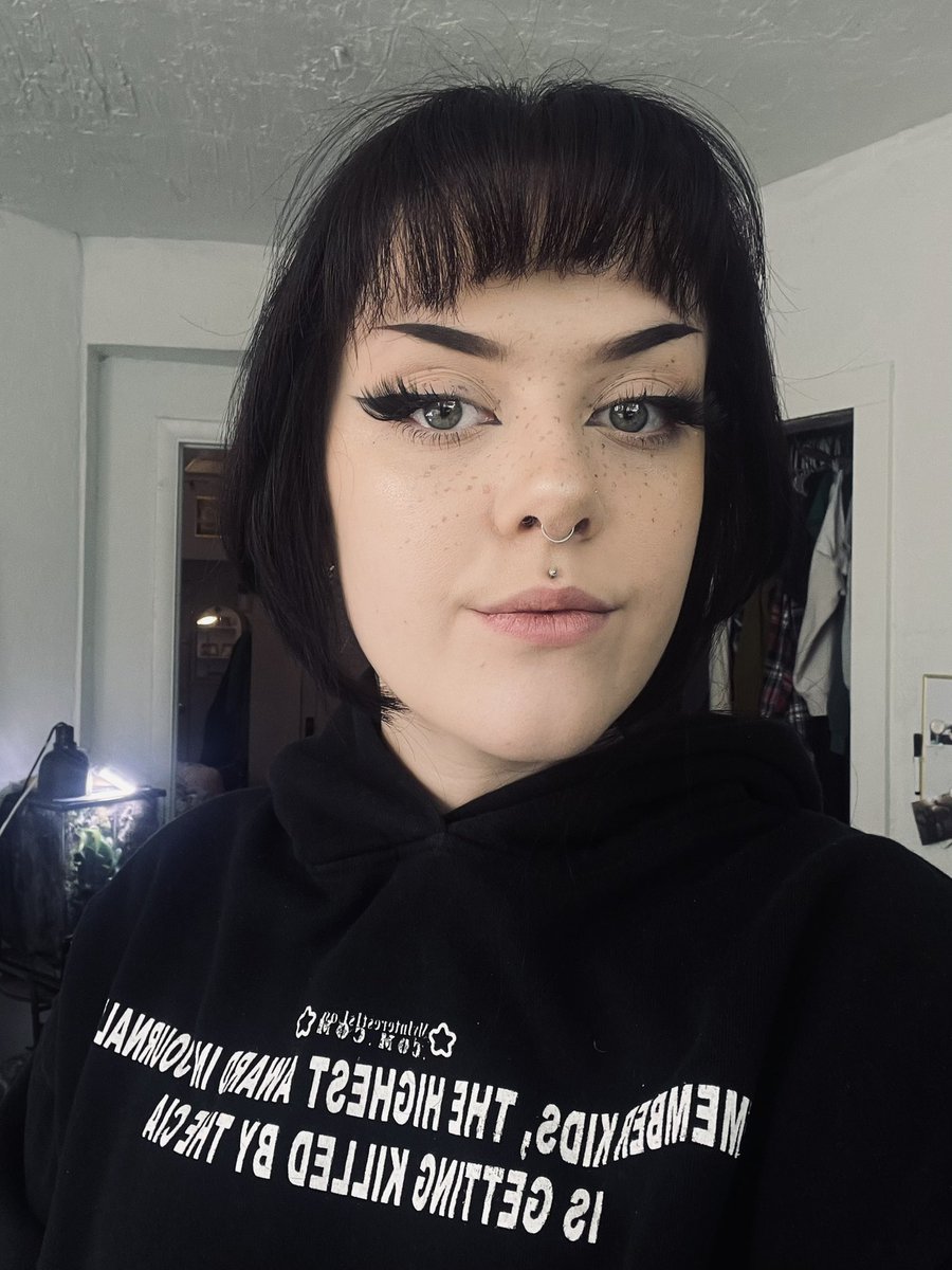 goddessavalynnn's tweet photo. good morning findom ! it's payday, so i expect this number to look pretty by the end of the day. snap to it. $itsavalynn77

findom finsub paypig humanatm whalesub https://t.co/KgXFNkT7NE
