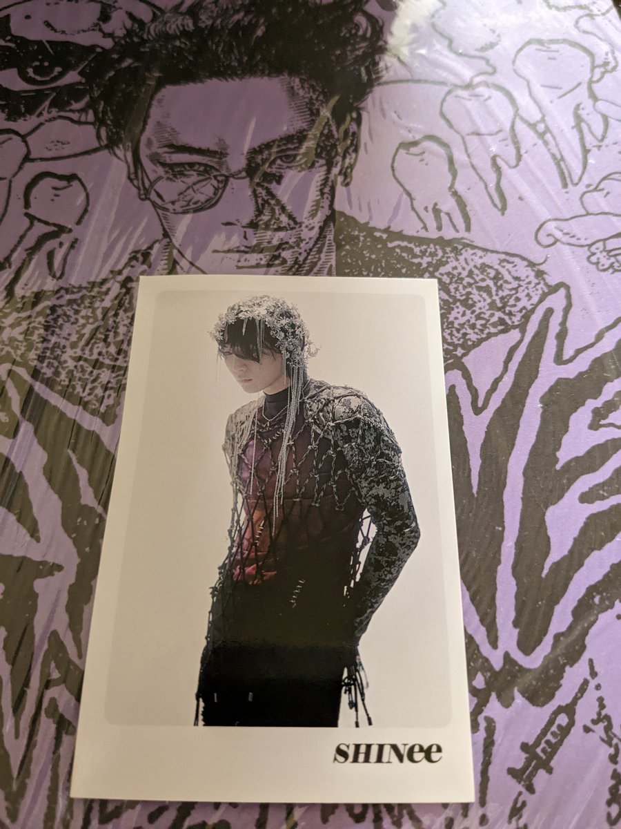 MsNyx's tweet photo. #KEY #gasoline #prettypurple #photocards #Keys2ndAlbum #SHINee https://t.co/bF51pybDHm