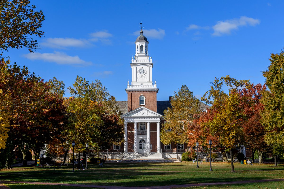 Johns Hopkins University tweet media