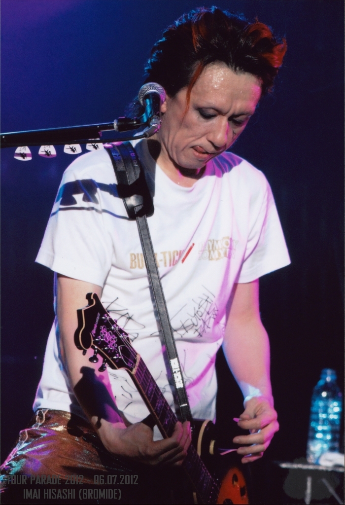 MusicWiki_ru's tweet photo. BUCK-TICK TOUR PARADE 2012 06.07.2012

BUCK-TICK FEST 2012 ON PARADE 22.09.2012

Imai Hisashi

#BUCKTICK #Buck_Tick #BT #SCHWEIN #Imai_Hisashi #Имаи_Хисаши #今井寿 #jrock #bromide https://t.co/17S74WnhnL