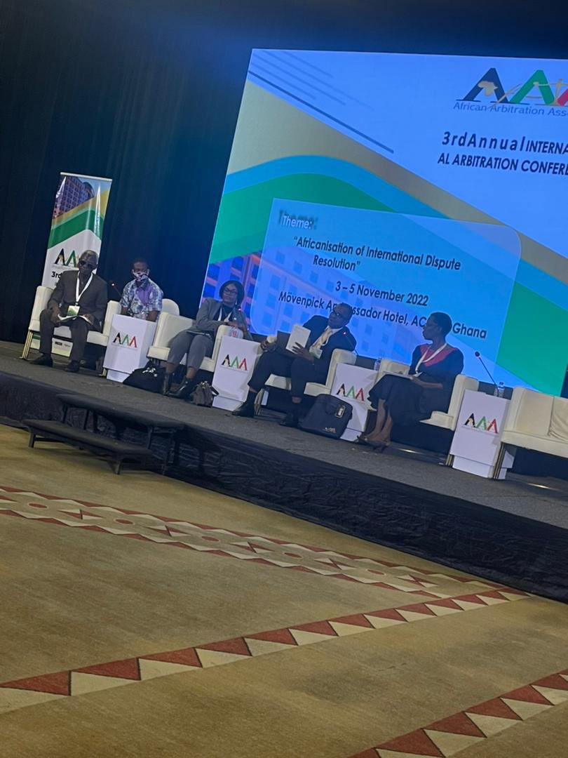 ExpertViewsADR's tweet photo. #PanelMembers We had an interesting and controversial discussion on Customary Disputes Resolution in Africa, and it's promotion in national and international context. Questions like ‘how do we enforce and adopt the traditional method of dispute resolution were analysed.#AfAAGhana https://t.co/CbIUZmHVRO