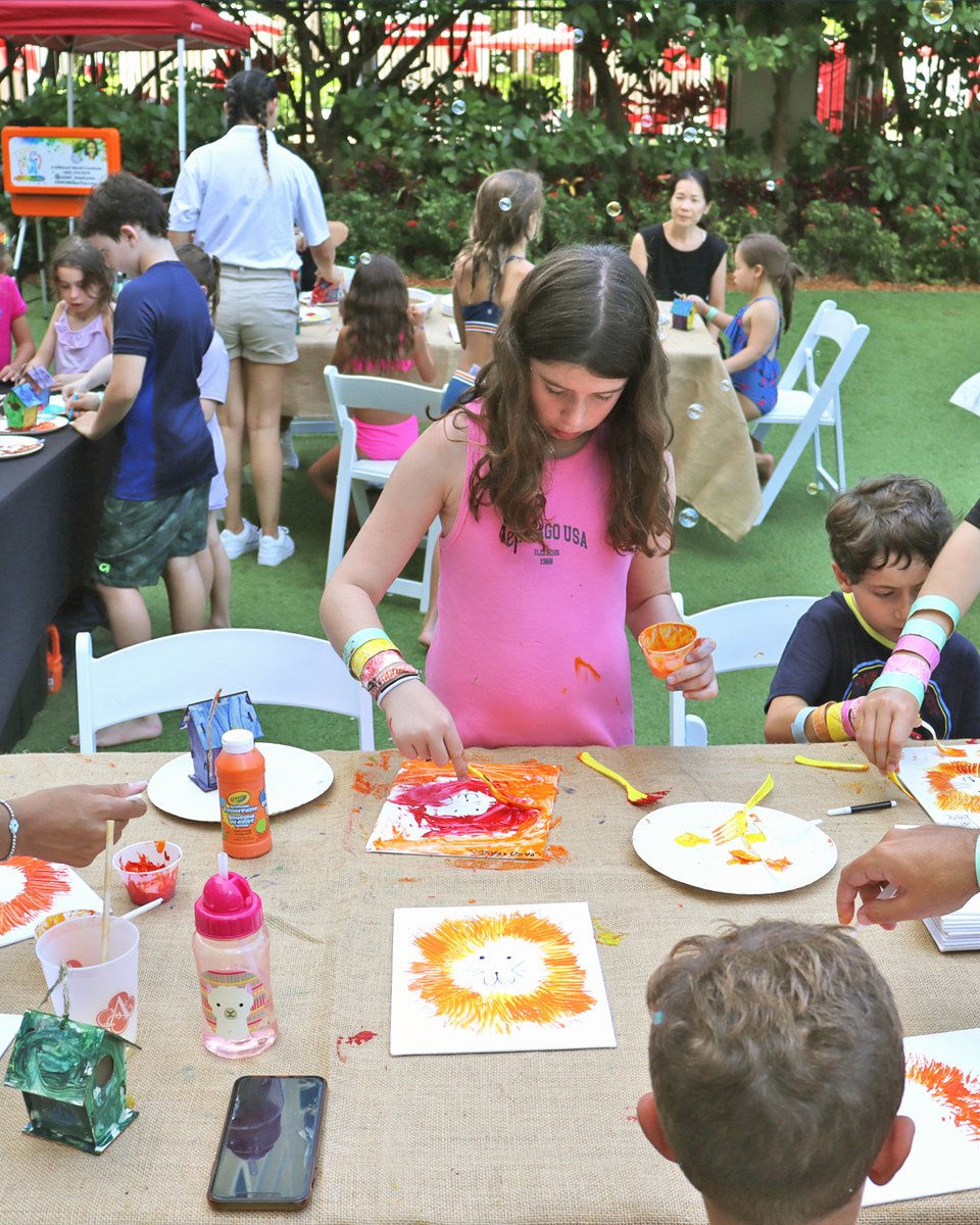itavikids's tweet photo. Art now, talk later 😋🎨 #itaviKids https://t.co/qZIPXvKWmz