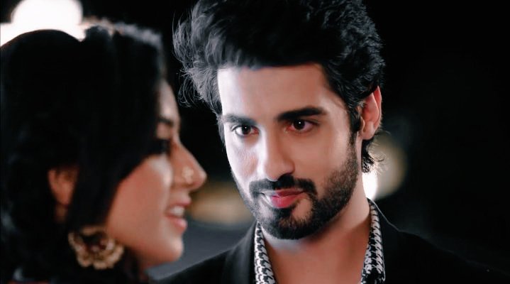 adiza_magic's tweet photo. My UN moments threads🥺❤️

𝐇𝐢𝐬 𝐒𝐭𝐚𝐫𝐞 𝐇𝐞𝐫 𝐒𝐦𝐢𝐥𝐞
                x 
𝐇𝐞𝐫 𝐒𝐭𝐚𝐫𝐞 𝐇𝐢𝐬 𝐒𝐦𝐢𝐥𝐞

#YehHaiChahatein #Rusha #AbrarGun https://t.co/smr6BM1MBP