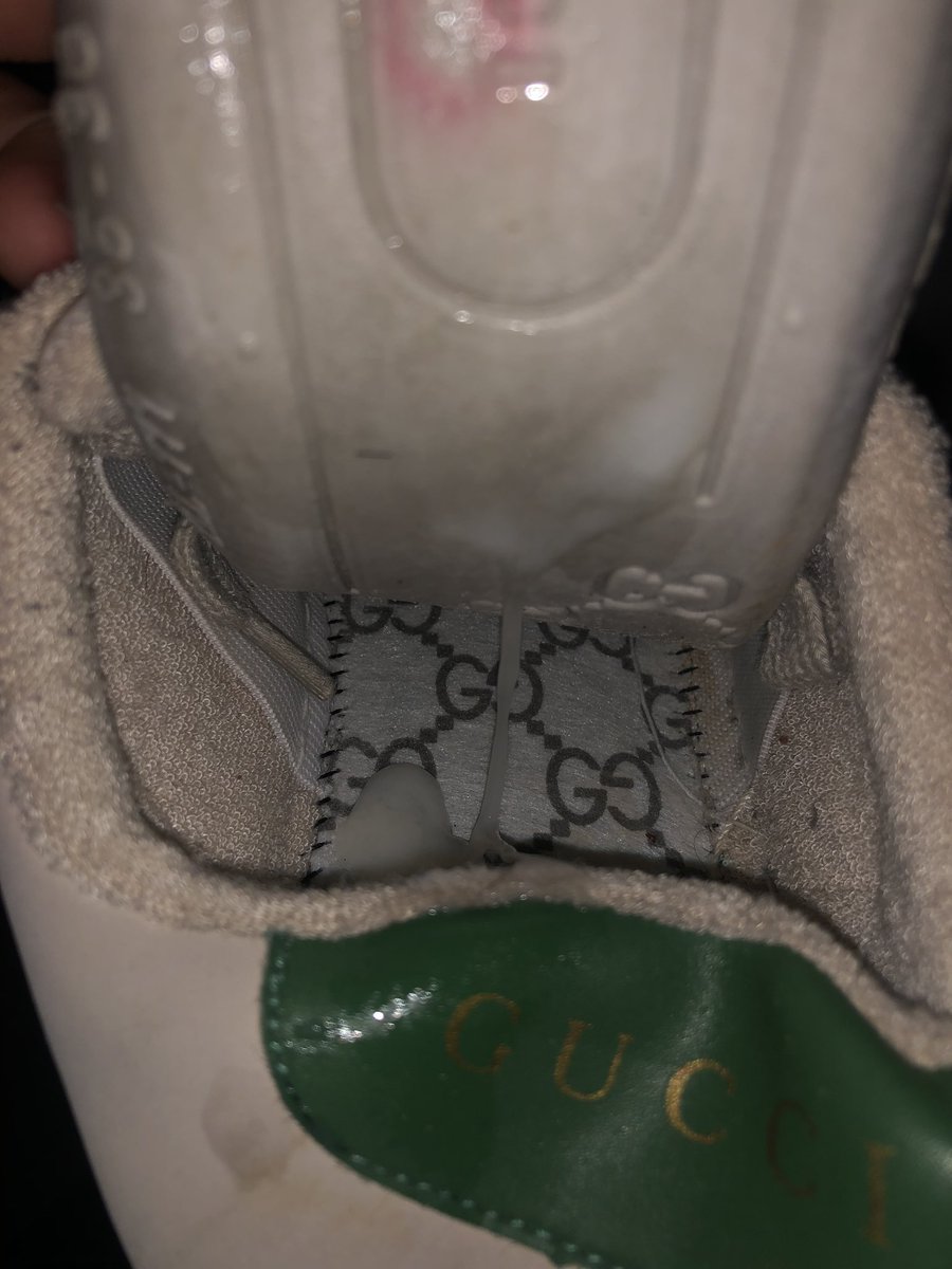 a69873321's tweet photo. 小姐姐的骚Gucci 把我的精华藏在你的鞋垫下面🤤 https://t.co/srDOeVzc42