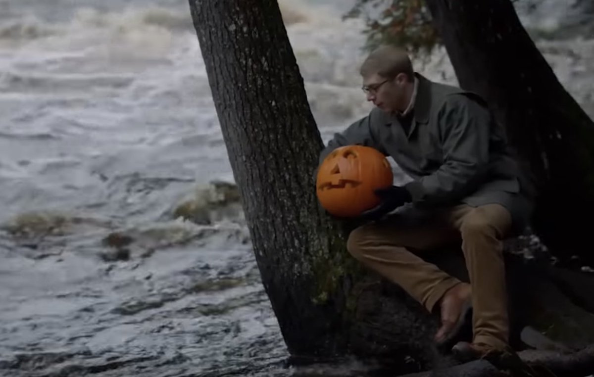 JosephPera's tweet photo. It's Fall Drive weekend - if you're sending your pumpkin over a waterfall too, send a vid to: pumpkinsindariver@gmail.com  
Been getting some already and might make a little video https://t.co/0bZBuyOhBf