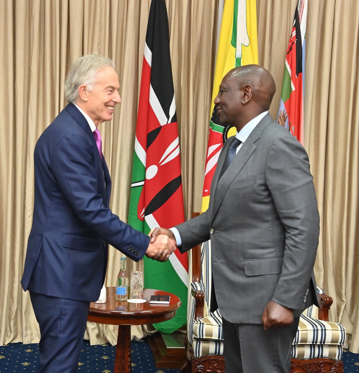 WilliamsRuto's tweet photo. Technology is an agent of transformation and empowerment. We will use it to deliver government services, promote innovation and create opportunities for all Kenyans, especially those at the bottom of the economic pyramid. https://t.co/plyCsbpegI