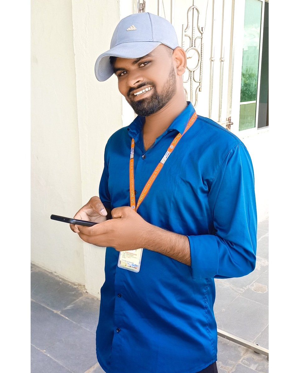 SravankumarMr's tweet photo. BLUE...💙
✓A PERFECT DAY IS WHEN THE SOUL SMILE 😁
SMILE..! IT INCREASES YOUR FACE VALUE..😍
.
.
.
.
.
.
#smile #smiletolife #smileface #love #blue #stylish #fakesmiles 
#broken💔 #instrumentalmusic 
#instrumental #instagram 
#pic #photography #photoshoot #photolovers https://t.co/SIgDboux9e